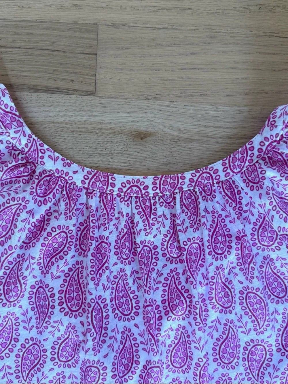 Boden Isla Jersey shirt. Cosmos Pink, Paisley Heart. Size 10